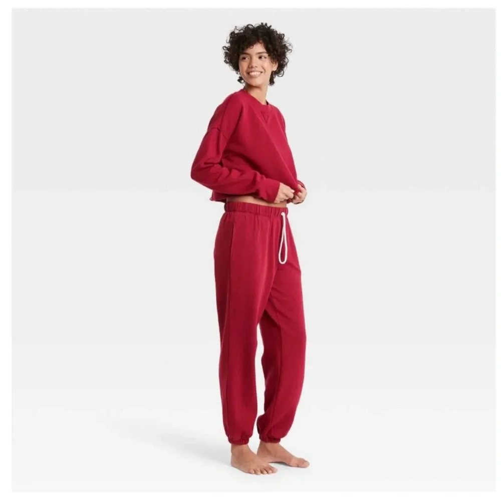Colsie Fleece Lounge Red Sweatspants and Crop Sweatshirt XL